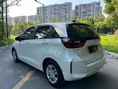 Honda Fit 2023, 8000 км, за 8381.36 USD
