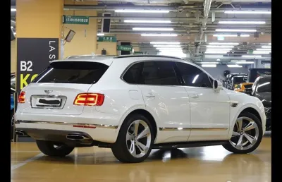 Bentley Bentayga 2017, 64700 км, за 77524.47 USD