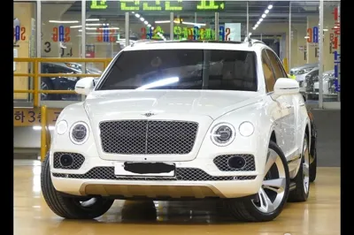 Bentley Bentayga 2017, 64700 км, за 77524.47 USD
