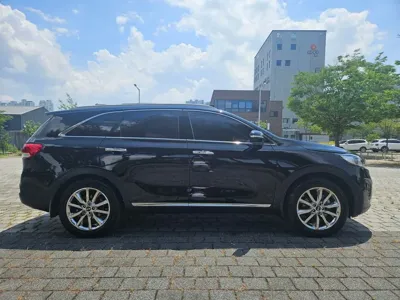 Kia Sorento 2016, 111840 км, за 8790.78 USD