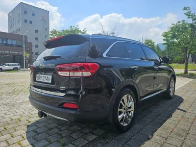 Kia Sorento 2016, 111840 км, за 8790.78 USD