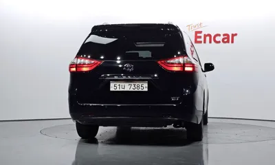 Toyota Sienna 2017, 87921 км, за 14115.86 USD