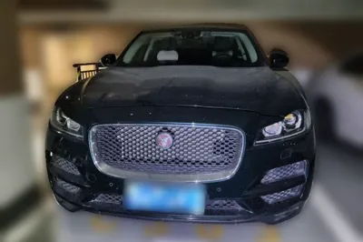 Jaguar F-Pace 2018, 46200 км, за 14271 USD