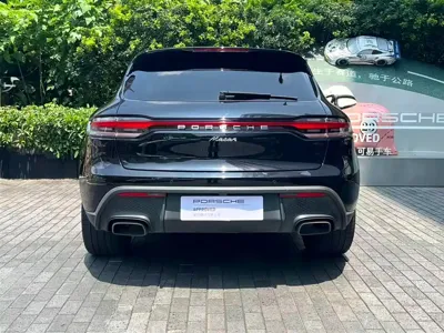 Porsche Macan 2024, 52000 км, за 55462.63 USD