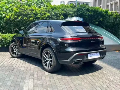 Porsche Macan 2024, 52000 км, за 55462.63 USD
