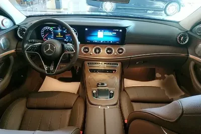 Mercedes-Benz E-Class 2022, 77800 км, за 42171 USD - фото 17