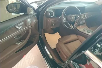 Mercedes-Benz E-Class 2022, 77800 км, за 42171 USD - фото 23
