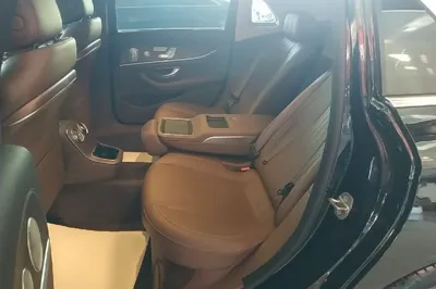 Mercedes-Benz E-Class 2022, 77800 км, за 42171 USD - фото 25