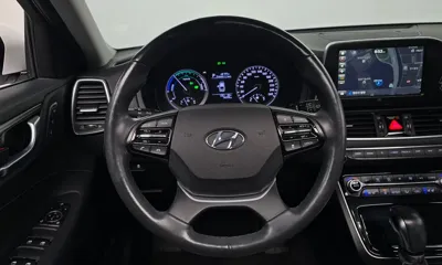 Hyundai Grandeur 2019, 88374 км, за 13674.54 USD - фото 13