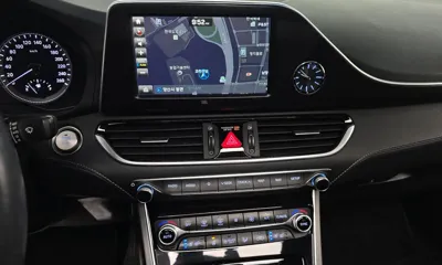 Hyundai Grandeur 2019, 88374 км, за 13674.54 USD - фото 16