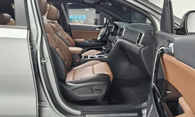 Kia Sportage 2021, 62435 км, за 15042.03 USD - фото 11