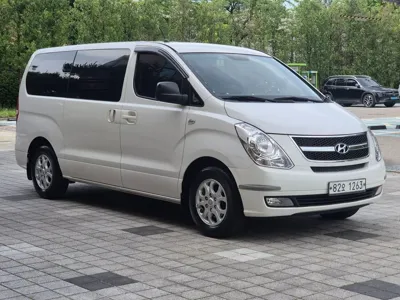 Hyundai Starex 2016, 140682 км, за 6120.98 USD
