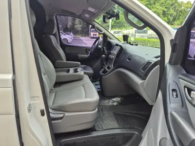 Hyundai Starex 2016, 140682 км, за 6120.98 USD - фото 15