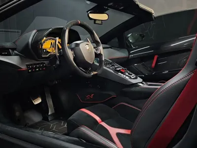 Lamborghini Aventador 2017, 1200 км, за 508143.59 USD - фото 15