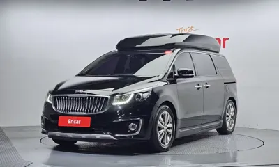 Kia Canival · 2017 год