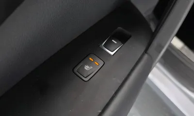 Hyundai Grandeur 2016, 98995 км, за 5156.01 USD - фото 32