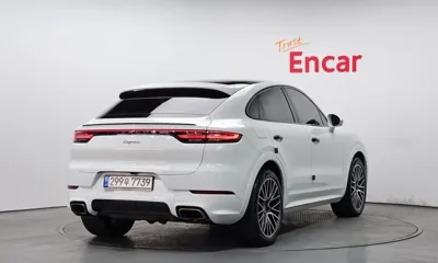 Porsche Cayenne 2021, 80215 км, за 49547.4 USD