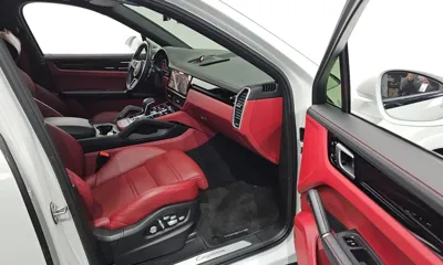 Porsche Cayenne 2021, 80215 км, за 49547.4 USD - фото 10