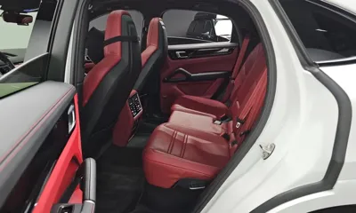 Porsche Cayenne 2021, 80215 км, за 49547.4 USD - фото 12