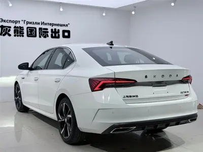 Skoda Octavia 2023, 27000 км, за 22457.51 USD - фото 6