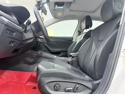 Skoda Octavia 2023, 27000 км, за 22457.51 USD - фото 7