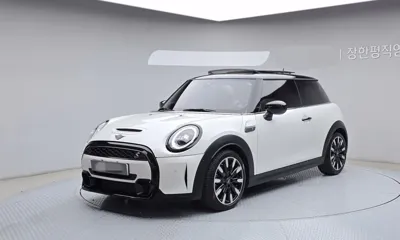 MINI Cooper · 2023 год