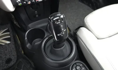 MINI Cooper 2023, 30248 км, за 18051.73 USD - фото 9