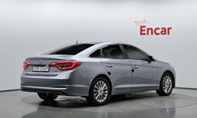 Hyundai Sonata 2017, 17683 км, за 8467.9 USD