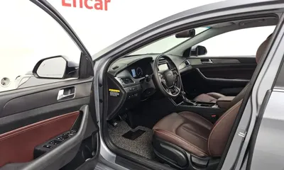 Hyundai Sonata 2017, 17683 км, за 8467.9 USD - фото 10