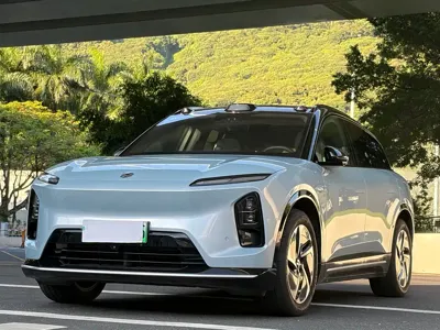 Nio ES6 · 2025 год