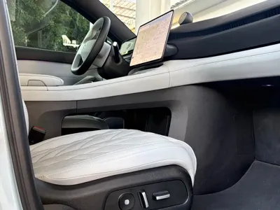 Nio ES6 2025, 10000 км, за 36329.19 USD