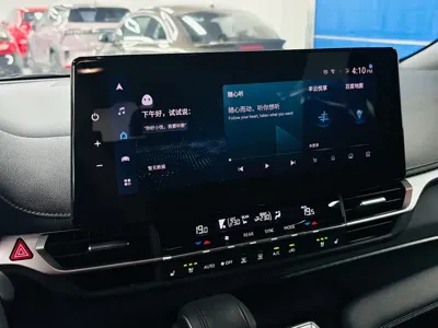 Toyota Sienna 2023, 50000 км, за 33717.76 USD