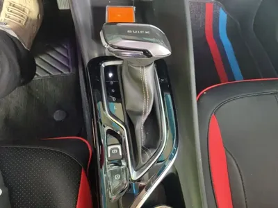 Buick Verano 2024, 14900 км, за 8602.7 USD - фото 11