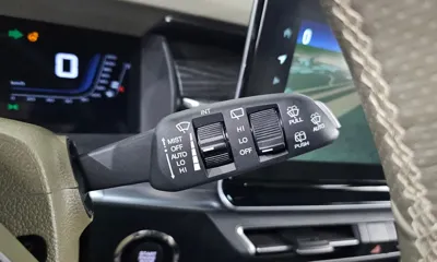 KG_Mobility_Ssangyong Torres 2023, 44626 км, за 12800.32 USD - фото 20