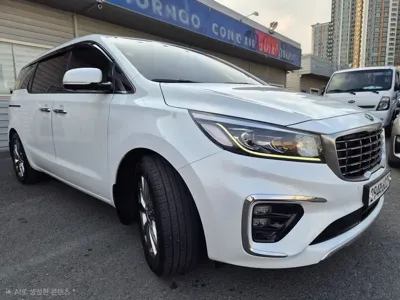 Kia Canival 2019, 98160 км, за 11093.61 USD