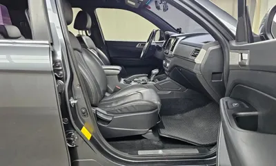 KG_Mobility_Ssangyong Rexton 2019, 86984 км, за 10571.52 USD - фото 11