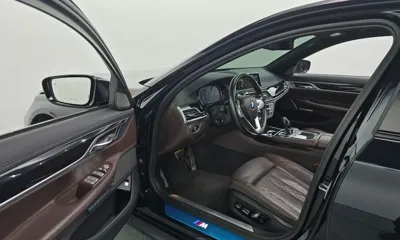 BMW 7-Series 2018, 144625 км, за 18701.89 USD - фото 10