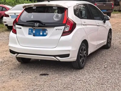 Honda Fit 2020, 60000 км, за 6621.41 USD