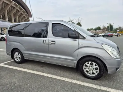 Hyundai Starex 2014, 205167 км, за 3807.27 USD