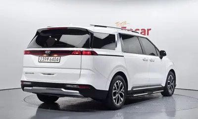 Kia Canival 2021, 81874 км, за 15606.31 USD