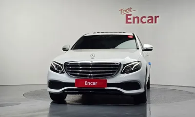 Mercedes-Benz E-Class 2018, 90672 км, за 16887.4 USD