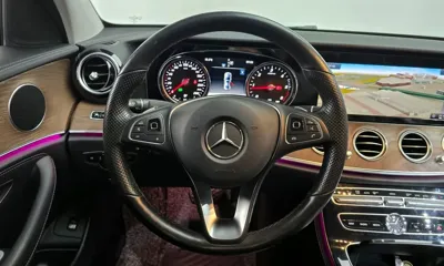 Mercedes-Benz E-Class 2018, 90672 км, за 16887.4 USD - фото 13