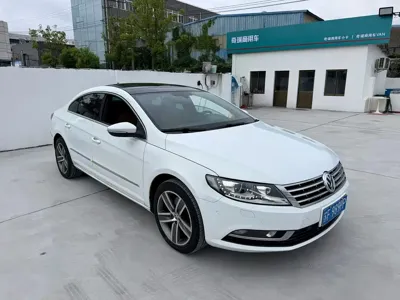 Volkswagen CC 2014, 90000 км, за 5692.99 USD