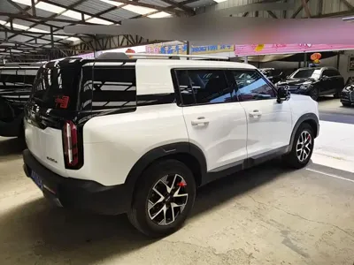 Beijing Off-Road BJ30 2024, 32800 км, за 11771.4 USD
