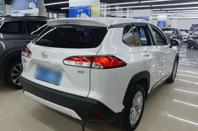 Toyota Corolla Cross 2023, 18200 км, за 15077 USD - фото 6