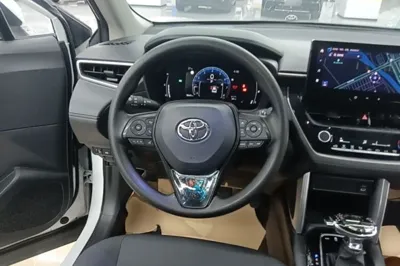 Toyota Corolla Cross 2023, 18200 км, за 15077 USD - фото 13