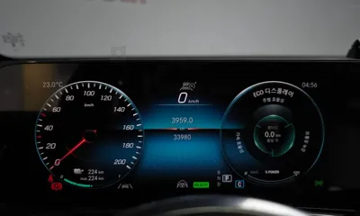 Mercedes-Benz EQB 2024, 33980 км, за 27692.9 USD - фото 8