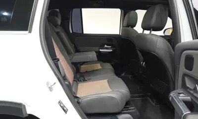 Mercedes-Benz EQB 2024, 33980 км, за 27692.9 USD - фото 11