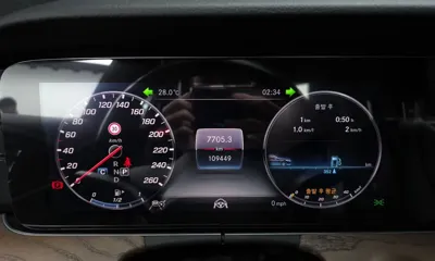 Mercedes-Benz E-Class 2019, 109449 км, за 14637.02 USD - фото 8