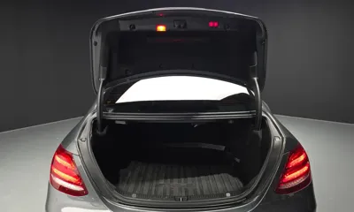 Mercedes-Benz E-Class 2019, 109449 км, за 14637.02 USD - фото 21